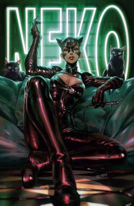 Catwoman #82 Cover C Derrick Chew Card Stock Variant (NM)