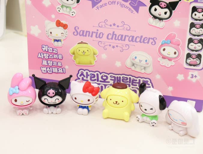 Sanrio Face Off Collectable Blind Box (1 Blind Box)