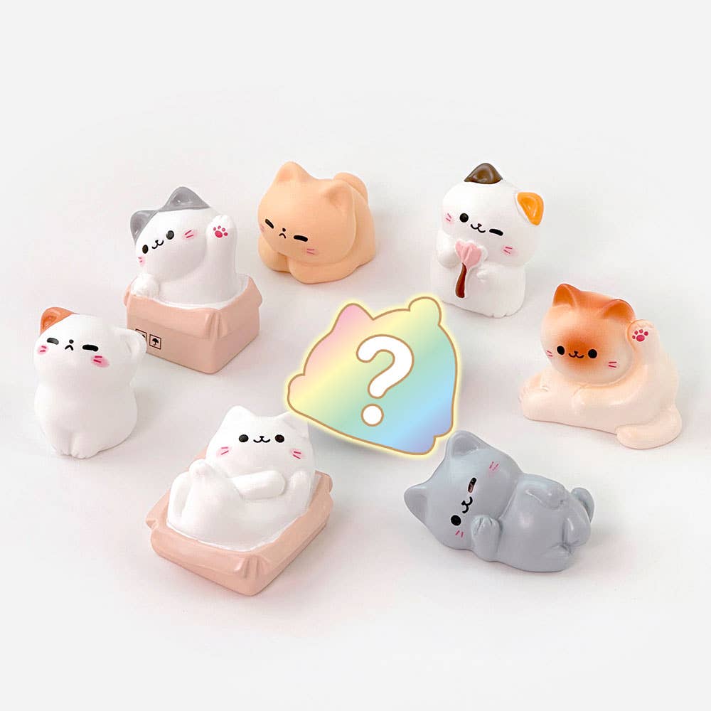 Random Cozy Cat Miniature Figure– Blind Box Series (1 Surprise Box)