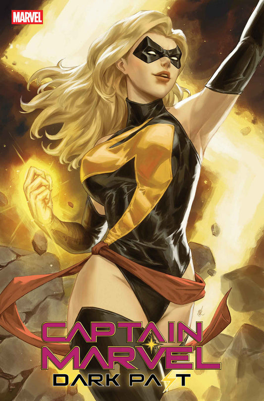 Captain Marvel: Dark Past #1 Ejikure Foil Variant (NM)