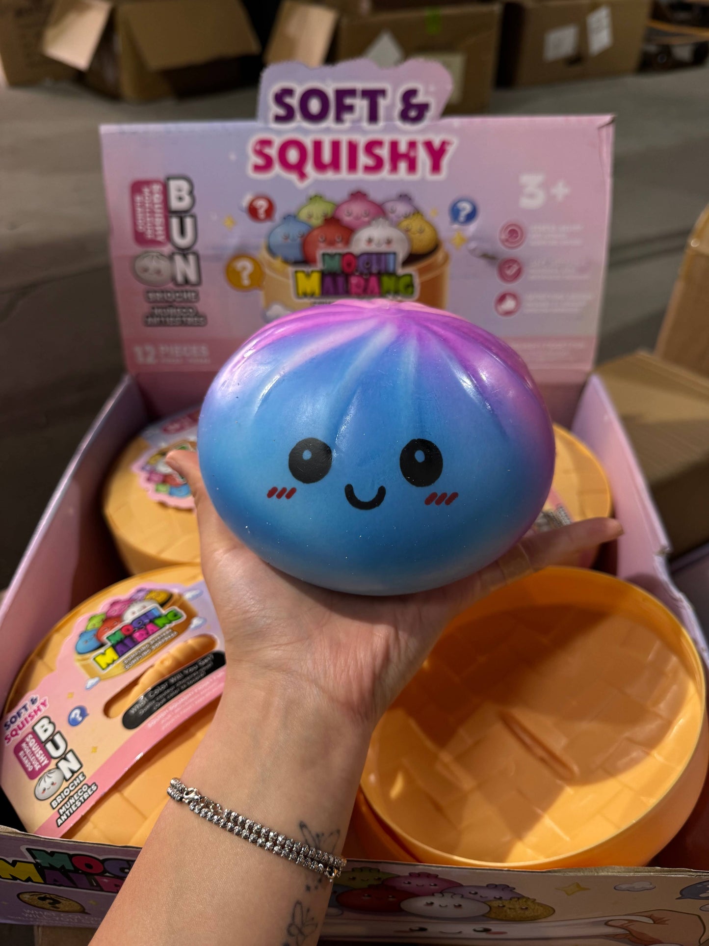 JUMBO Tie-Dye Squishy Dumpling Toy (1 Dumpling)