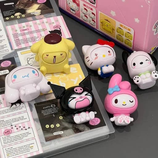 Sanrio Face Off Collectable Blind Box (1 Blind Box)